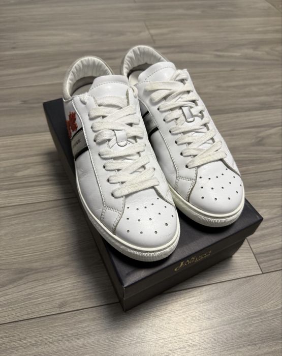 Adidasi dsquared