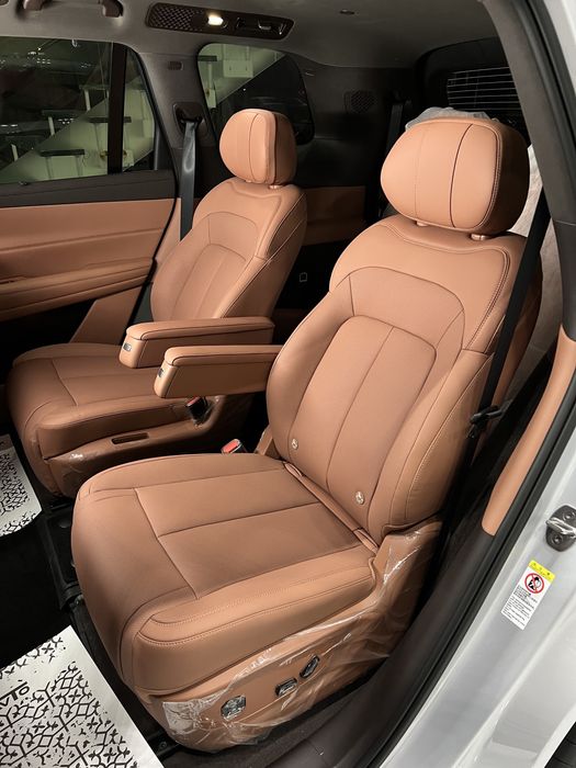 Denza N8L в Ташкенте