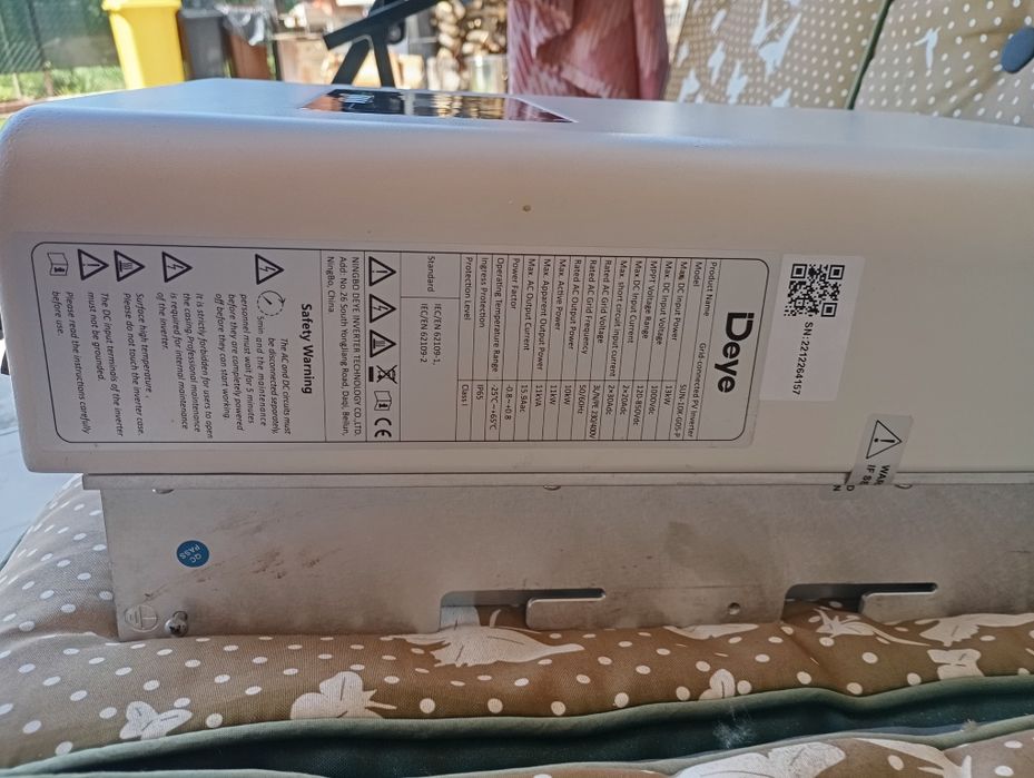 De vânzare invertor on grid deye sun-10K-G05-P  și placa de baza centrala electrica prothem 21 kw an 2015