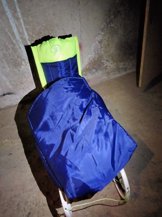 Продам Санки складные