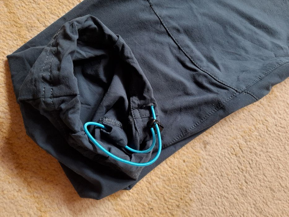 The north face дамски панталон M размер.