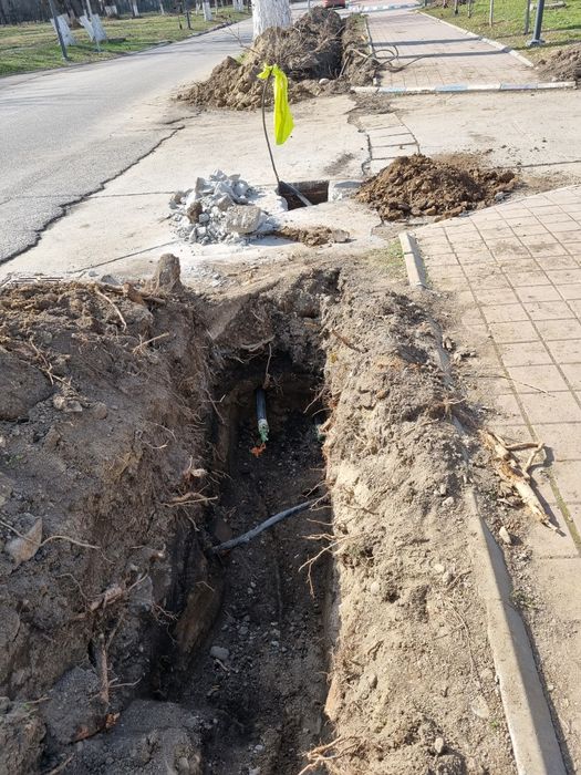 Subtraversari sosele foraj orizontal gauri asfalt  beton  alei foraje