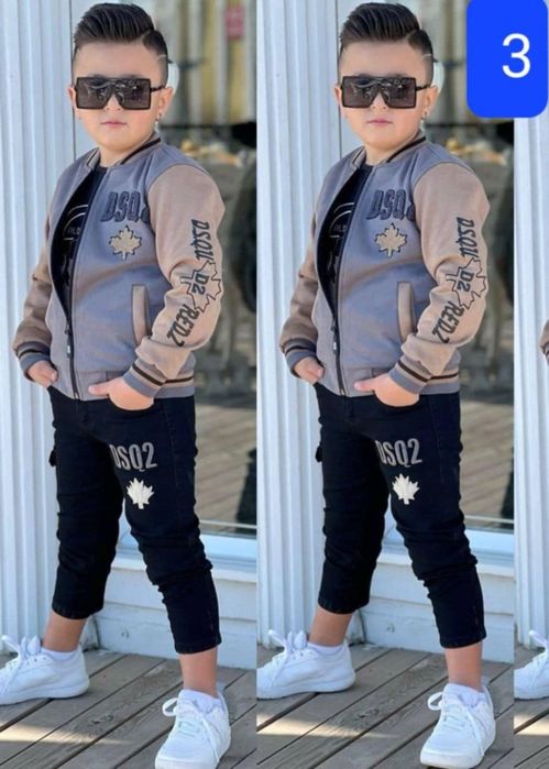 Compleu băieți diferite modele