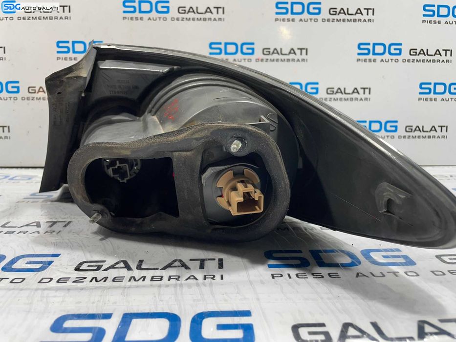 Stop Lampa Tripla Stanga Caroserie Mazda 6 Hatchback Scurt 2002 - 2008 [L4312]