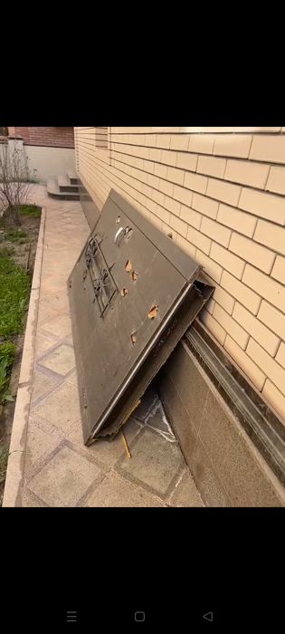 Продам дверь входную