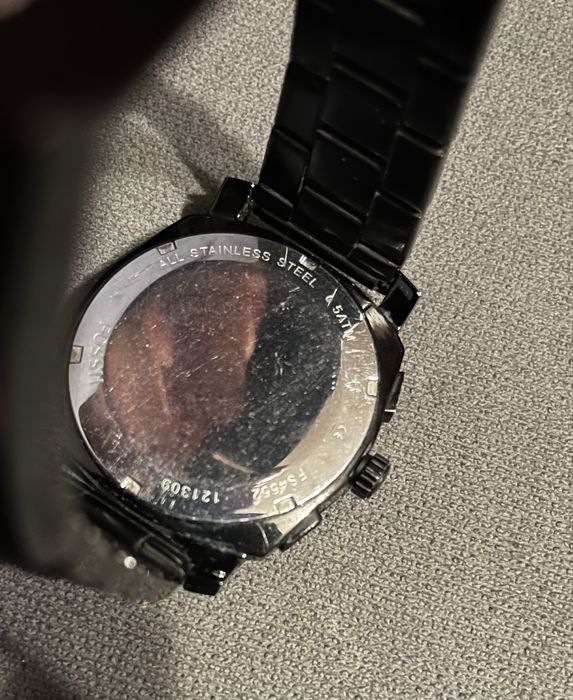 Часовник Tommy Hilfiger и Fossil FS4552IE (двата общо 220лв.)