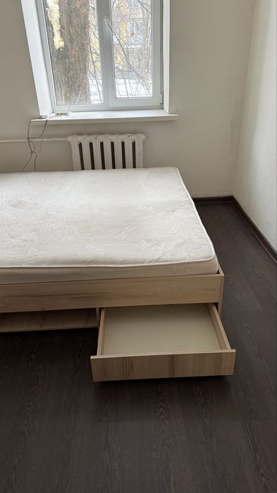 Кровать двуспальная 160 на 200