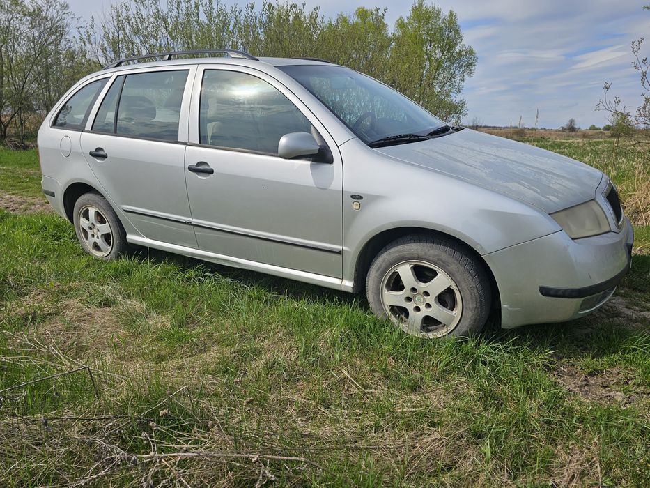 Skoda Fabia Elegance 2001 | 1,4 benzina | distributie noua