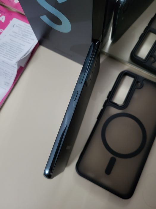 Продам Samsung Galaxy S22 Green