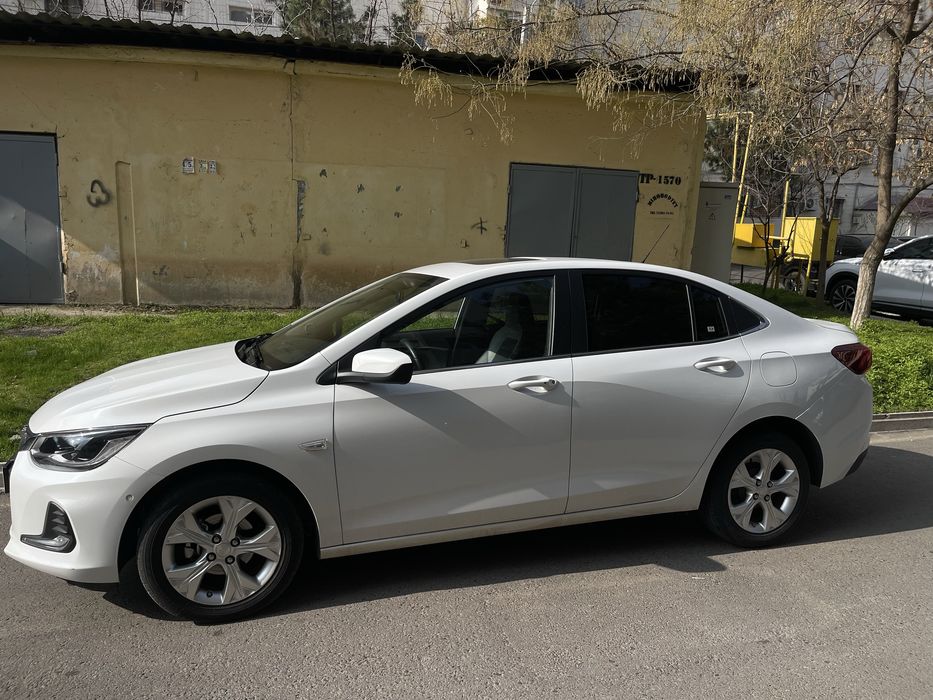 Продам Onix Premier Plus своя