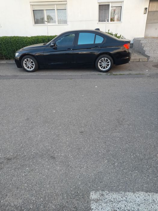 De vânzare  bmw  f30 20i