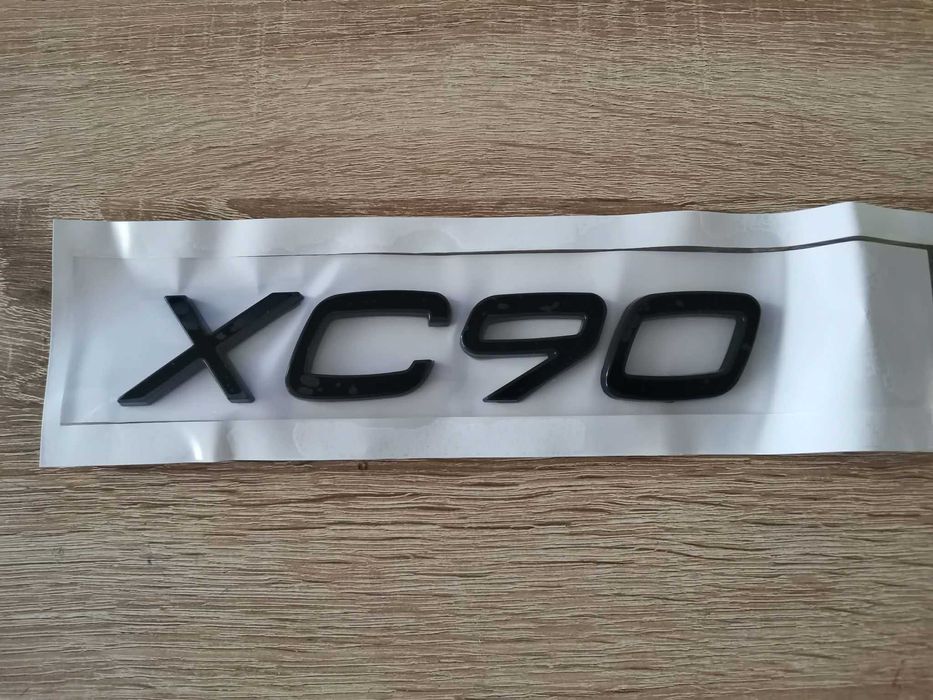 Volvo XC90 черен надпис