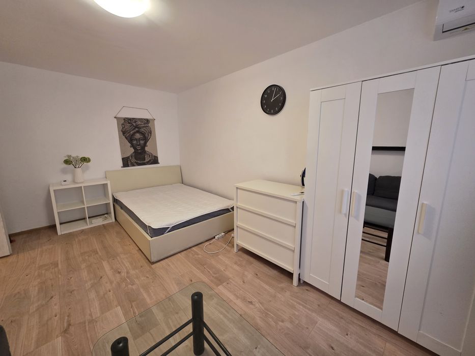 Garsoniera cu centrala termica metrou m2 direct proprietar