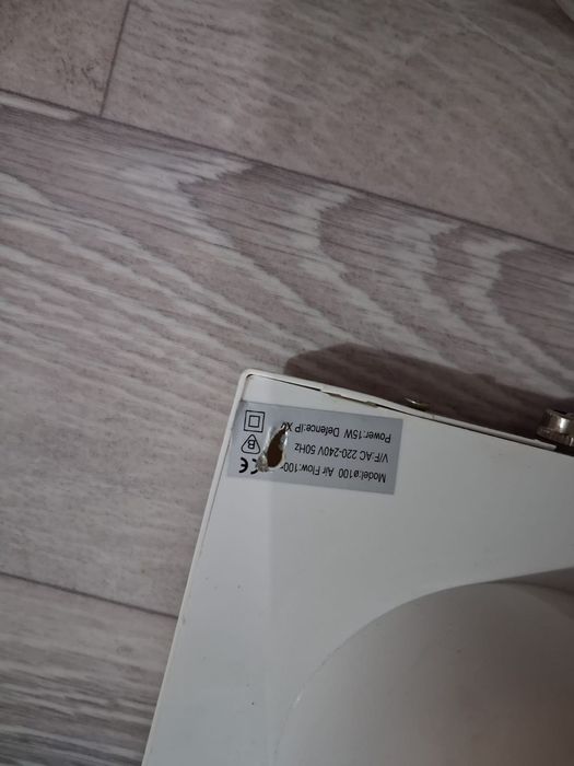 Продаётся вытяжка-вентилятор