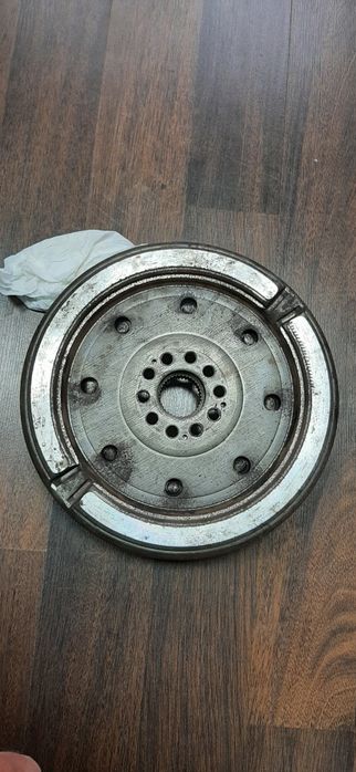 Маховик за пасат б6, vw passat b6 3,2 fsi