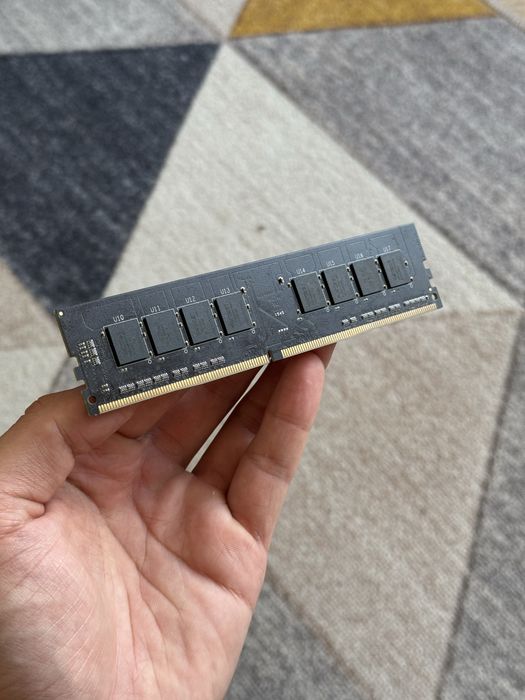 Продам озу ddr 4 8gb