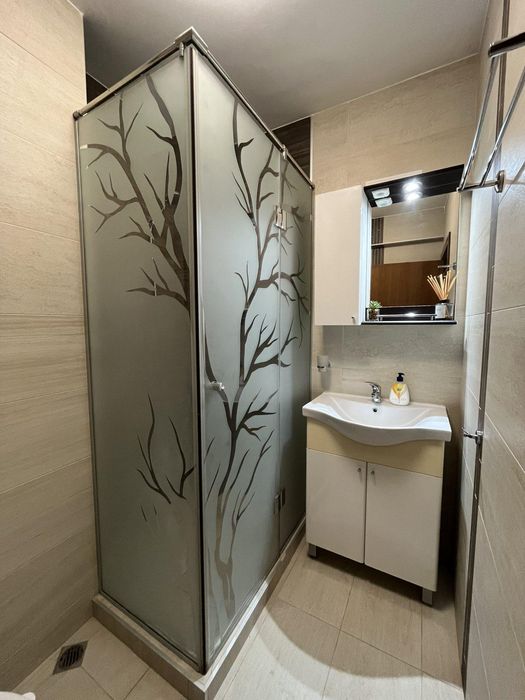 Дава се под наем Тристаен апартамент в Пловдив, Кършияка - 115 кв.м за 525 € - Снимка #13