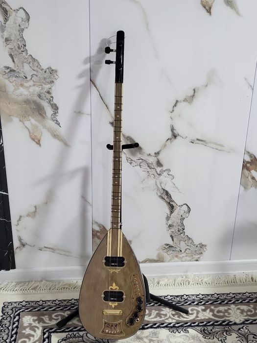 Saz bag’lama sotiladi