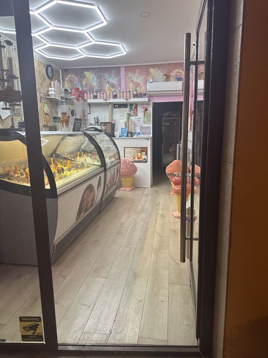 Afacere la Cheie, GELATERIE