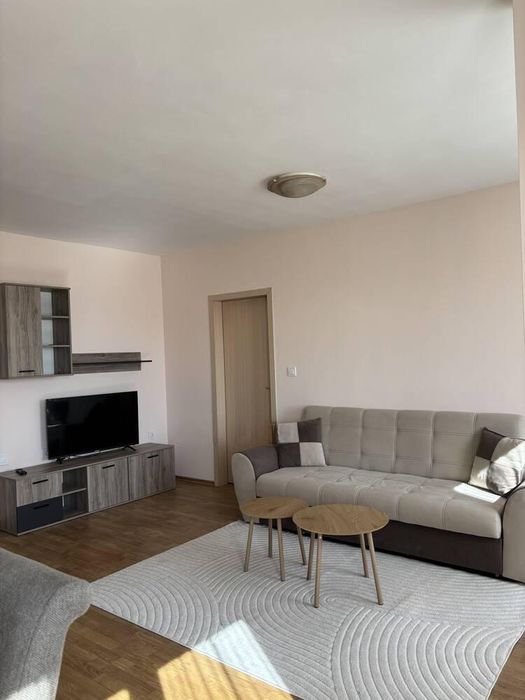 Дава се под наем Двустаен апартамент в Бургас, Меден рудник - зона Г - 60 кв.м за 306 € - Снимка #2