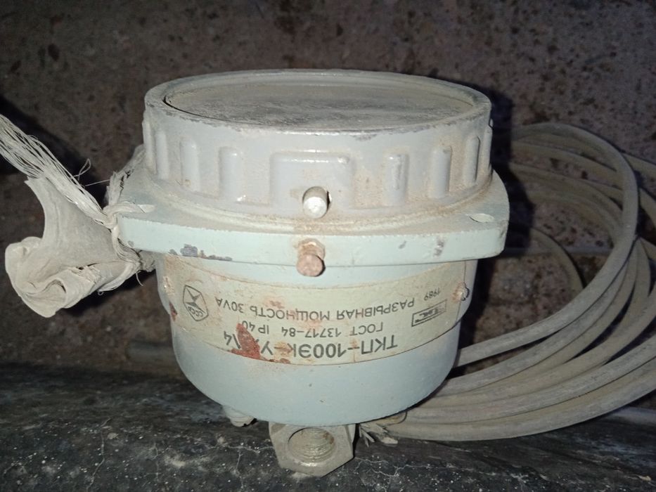 Продаётся термометр для бани, стяжка