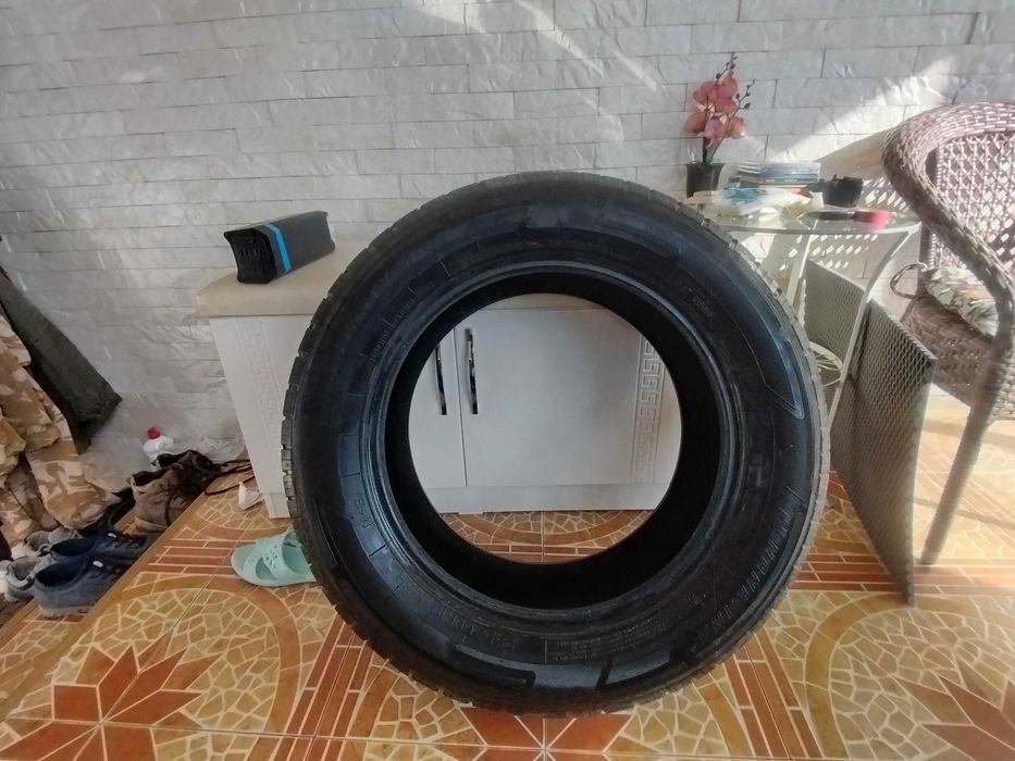 шина  245/60 R18