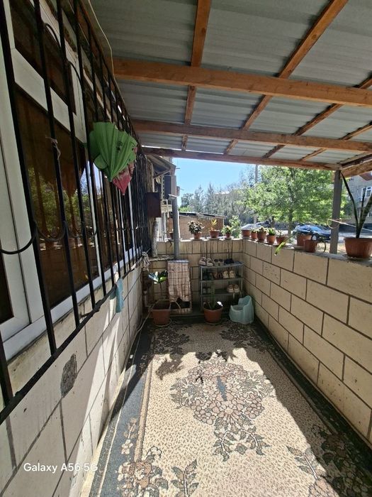 Фрунзе массив квартира сотилади