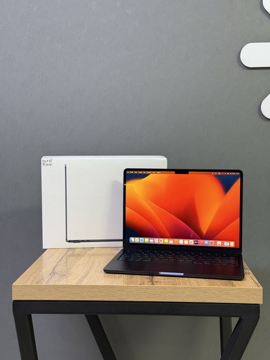 MacBook Air M2 8/256 GB 13’ | Mobile Zone