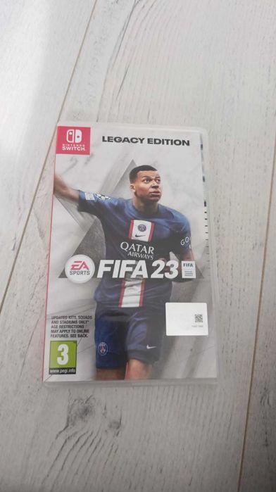 Nintendo switch с  четири игри и калъф