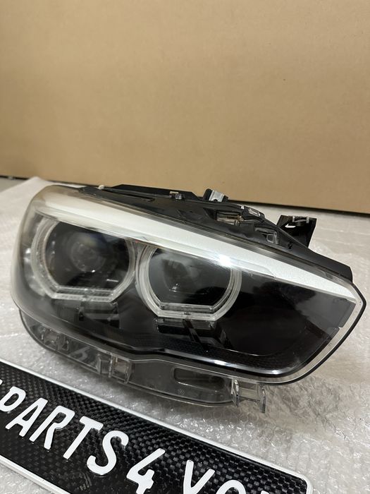 Фар десен BMW F20 LCI Adaptive LED Black БМВ Ф20 1 serie Перфектен