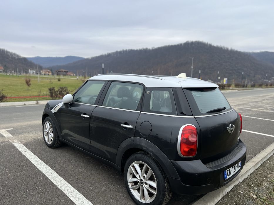 Dezmembram Mini Countryman 2.0 Diesel