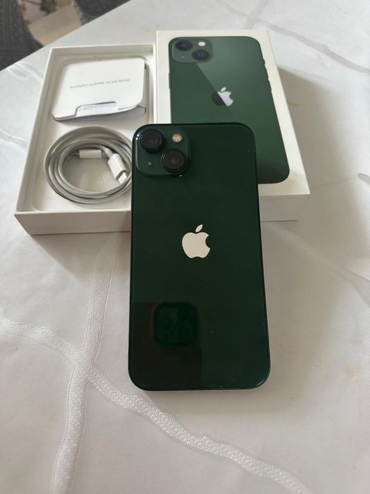 Продам Айфон 13 память 128гб