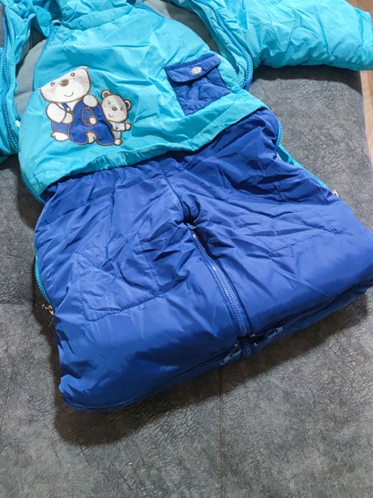 Продам детский зимний комбинезон трансформер б/у