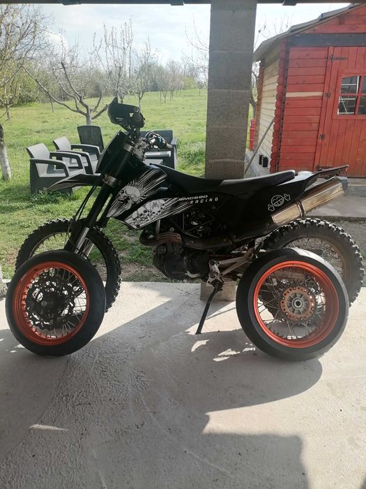 Vând roti super moto de ktm 690smc