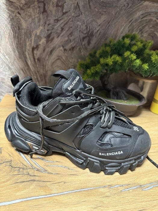 Кроссовки подростковые Balenciaga б/у