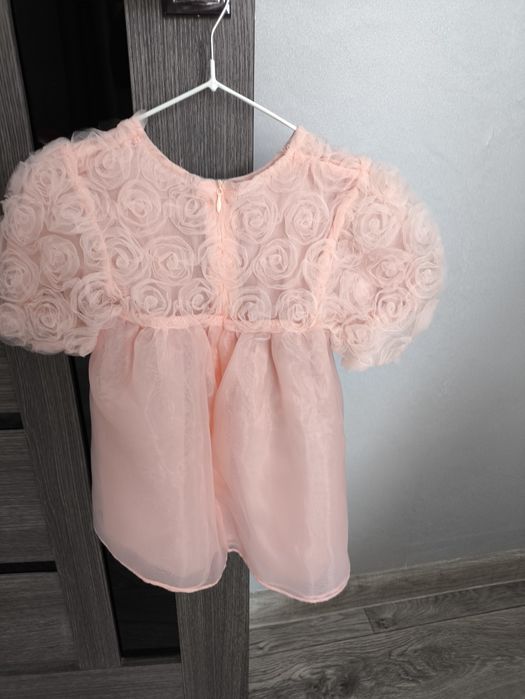 Продам платье на девочку