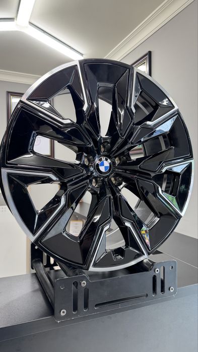 bmw i5 moshinasiga 21 diska