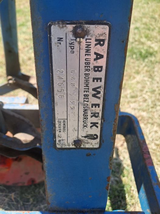 Vând plug Rabewerk