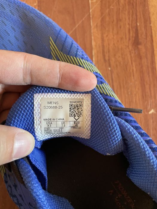 кроссовки беговые