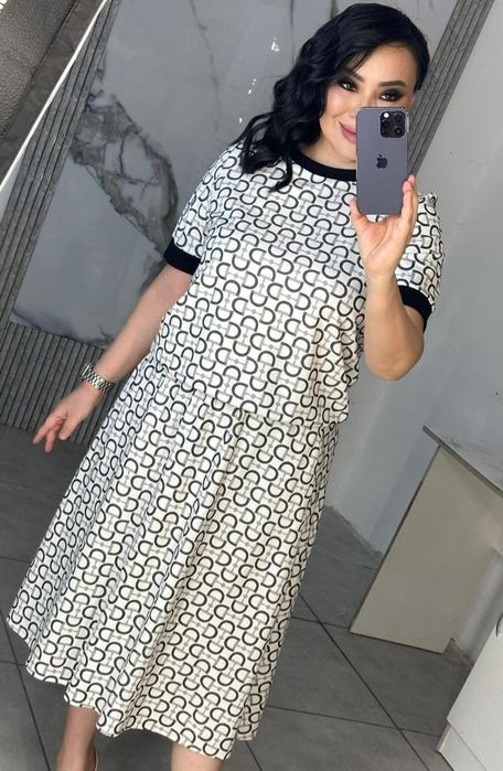 Срочно продам женский платье новый