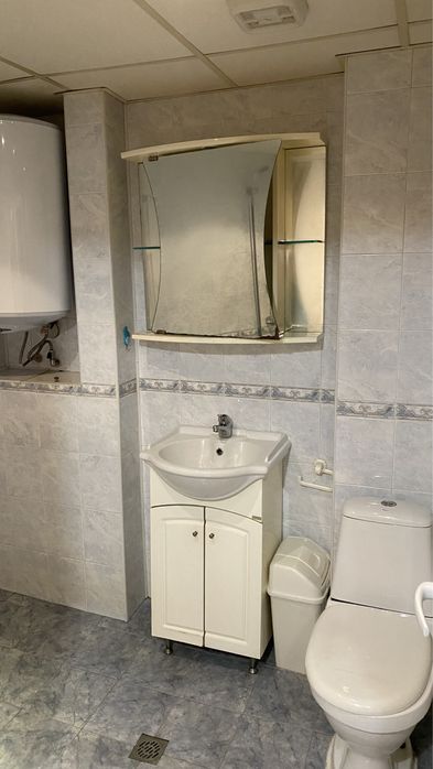 Дава се под наем Тристаен апартамент в Благоевград, Запад - 65 кв.м за 250 € - Снимка #16