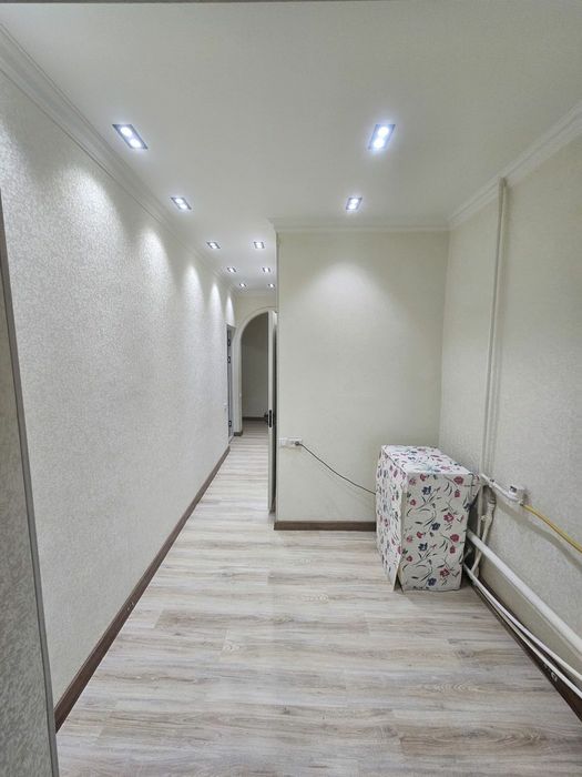 Shaxar markazi Sebzorda 2 xonali uy sotiladi