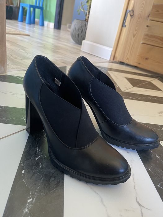 Кожаные туфли