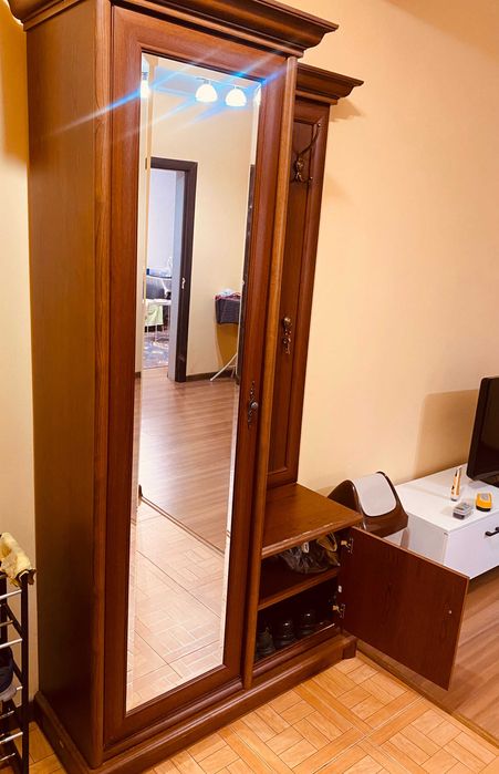 Шкаф Гербор для прихожей