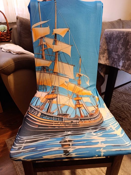 Продавам 8 бр. еластични калъфи за столове