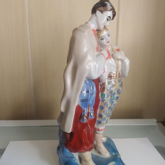 Статуэтка "Майская ночь"