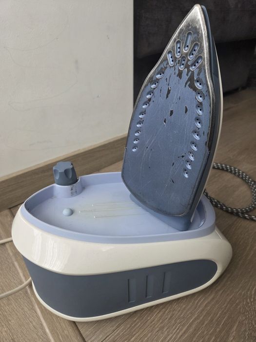 Statie de calcat cu abur Philips CompactCare GC6510/02, 2350W