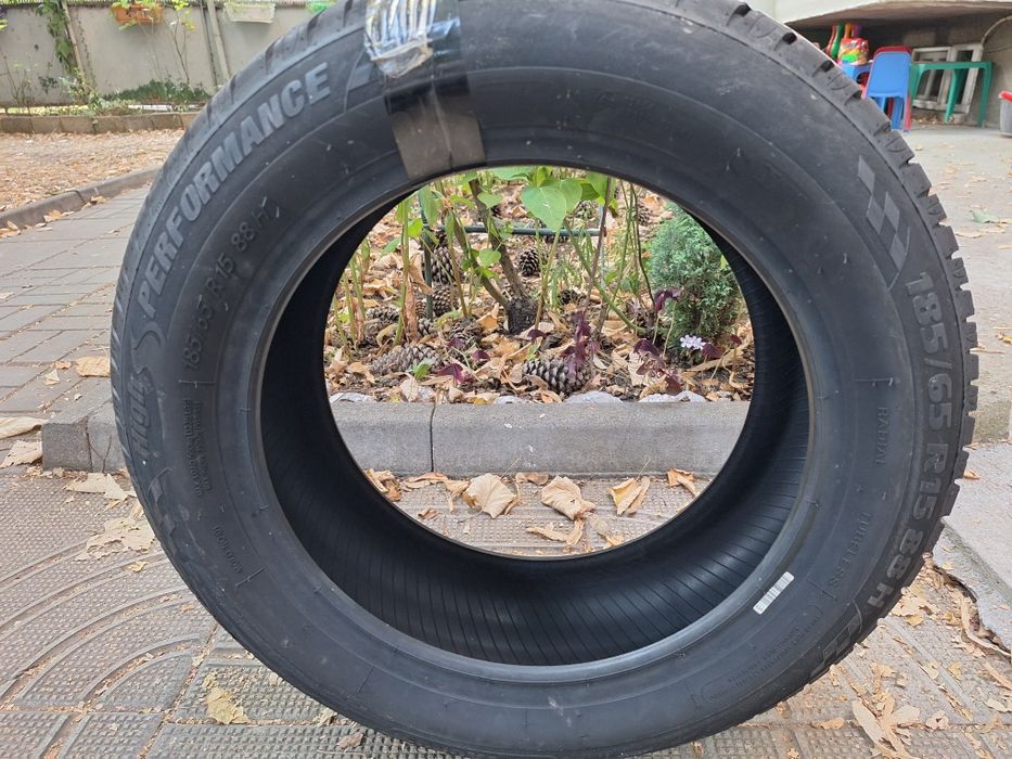 Автомобилни гуми