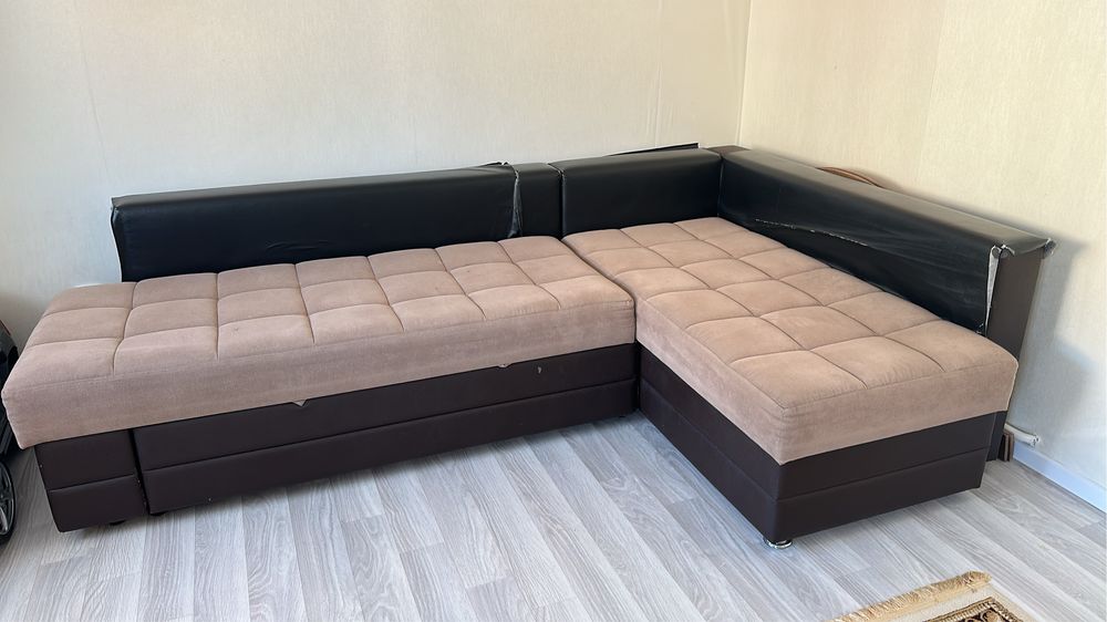 Продам Диван гостиной