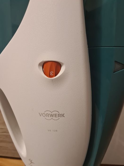 Aspirator vertical vorwerk kobold 136 BONUS UN MOTOR NOU